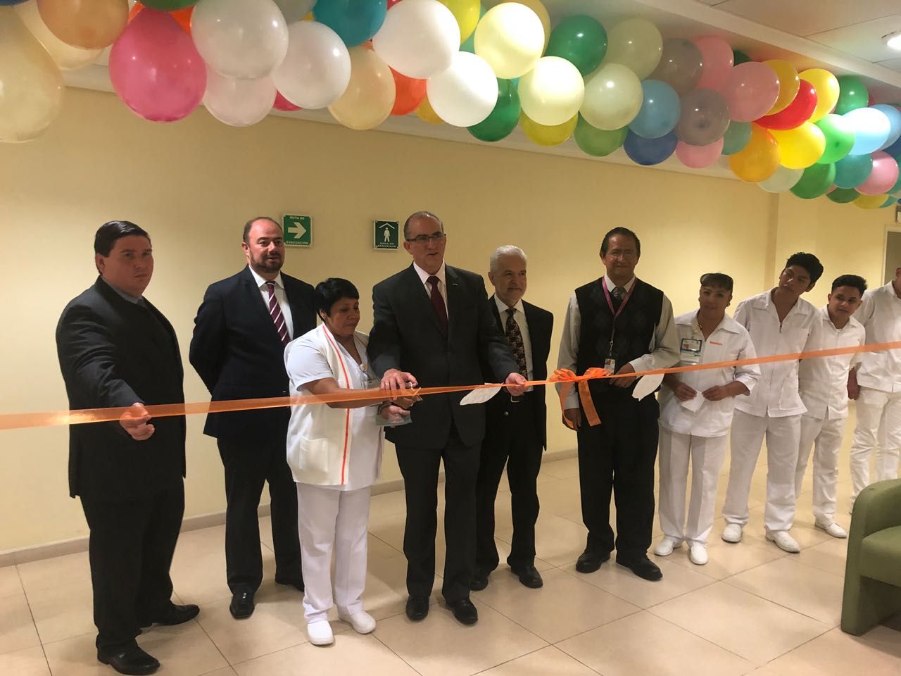 Inaugura ISSEMyM lactario en el Hospital Regional de Tlalnepantla.
