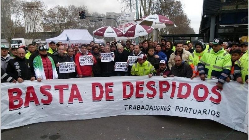 Ultimátum gremial por el conflicto en el puerto de Buenos Aires