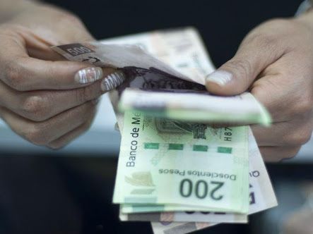 Sólo 4 de cada 100 mexicanos gana más de 13,000 pesos al mes: FORBES