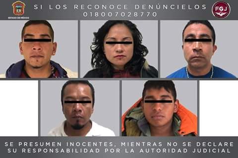 Detienen en Atenco a una mujer y cuatro hombres tras asaltar una farmacia en Puebla 