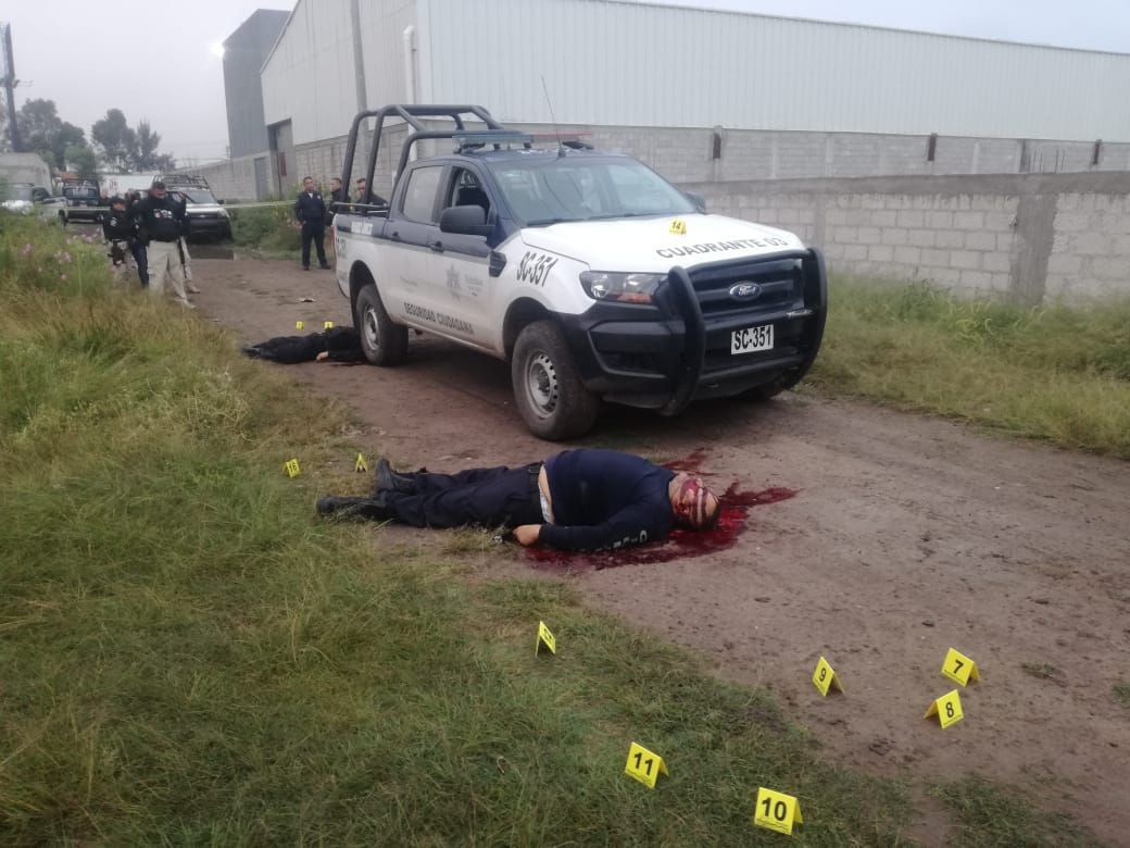 Asesinan a dos policías municipales en Tultitlan