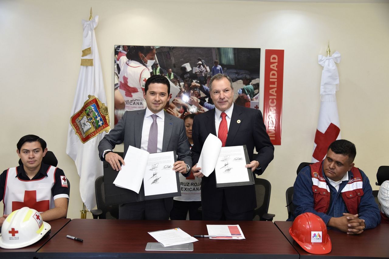  
Firman convenio Secretaría de Obra Pública y Cruz Roja para capacitar a elementos del Grupo Tláloc
