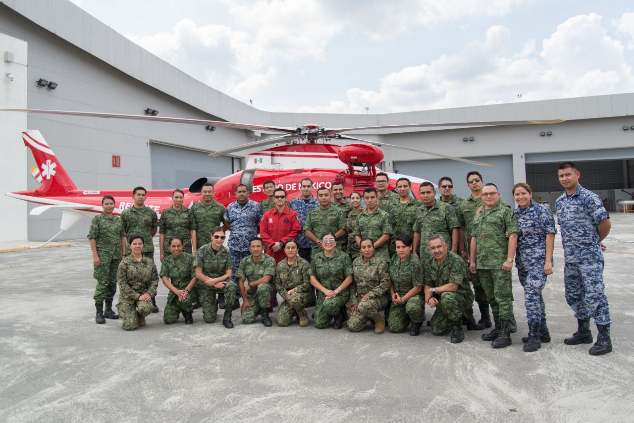 Unidad de rescate aéreo imparte taller a personal de SEDENA.