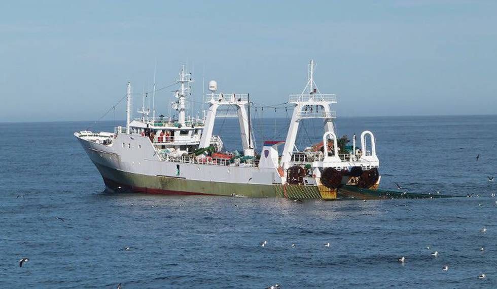 Cientos de pesqueros sin control en el Mar Argentino