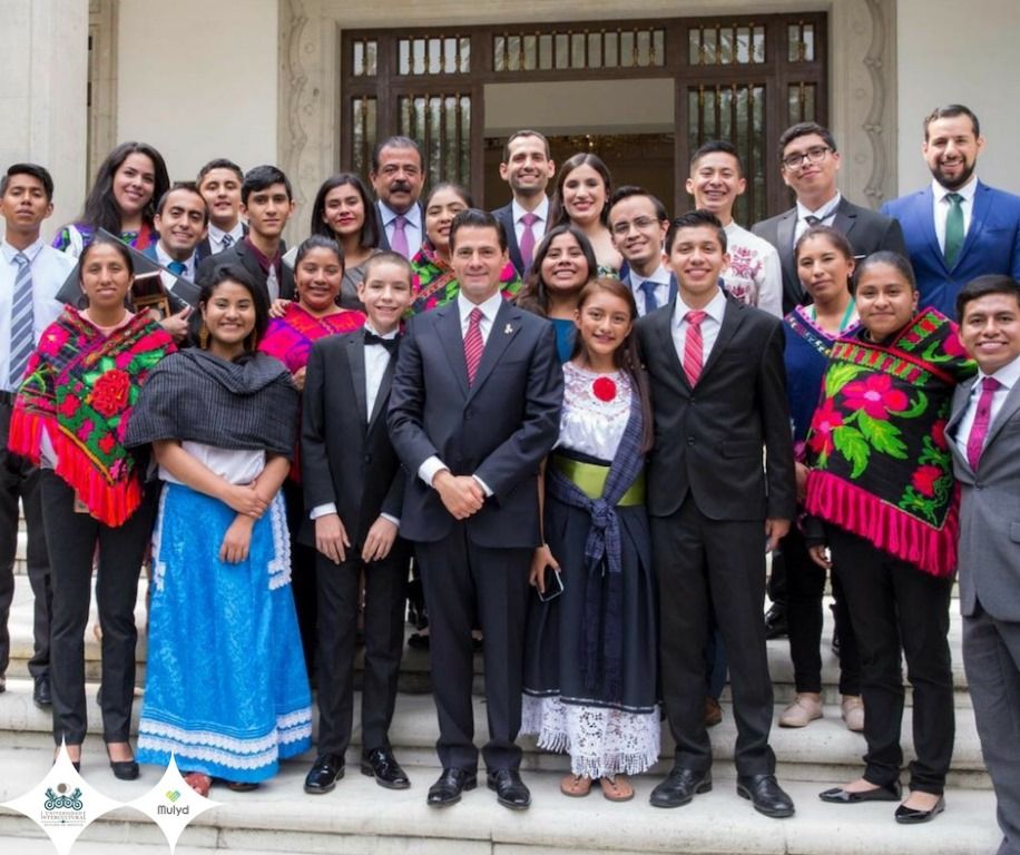 Reciben estudiantes mexiquenses premio nacional de la juventud 2018 en la categoría de Derechos Humanos