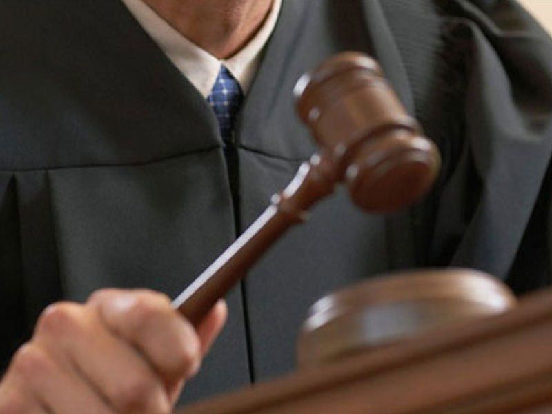 Pese a no servir, jueces y magistrados se rehúsan a renunciar a sueldazos