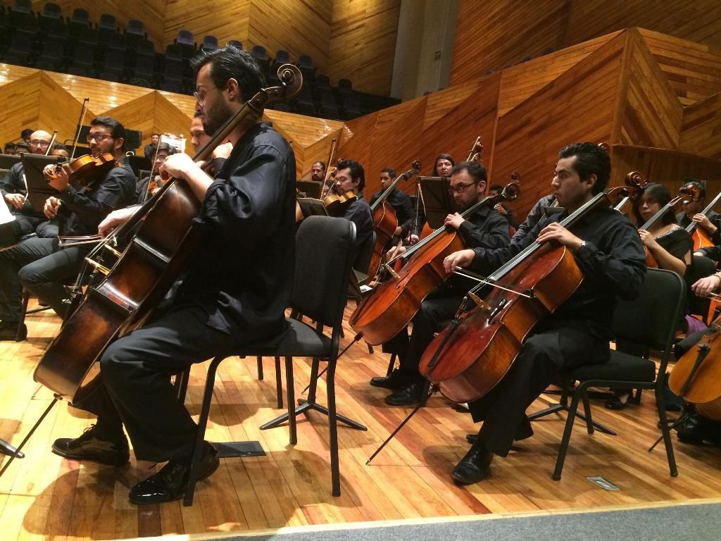 Prepara OSEM conciertos de la temporada 139 dirigida por Gerardo Urbán