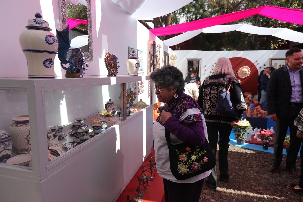 Invitan a mexiquenses a adquirir productos en el Tianguis de Arte 2018
