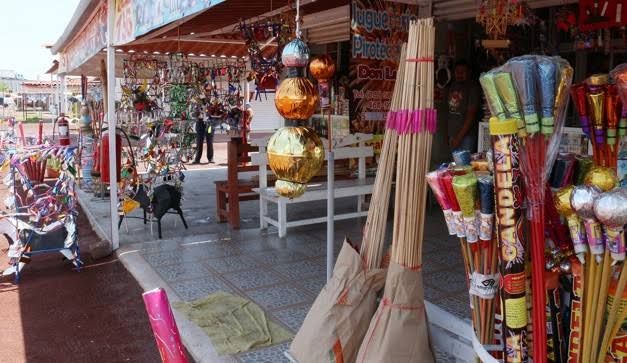 Reabren el mercado de pirotecnia San Pablito en Tultepec edomex.