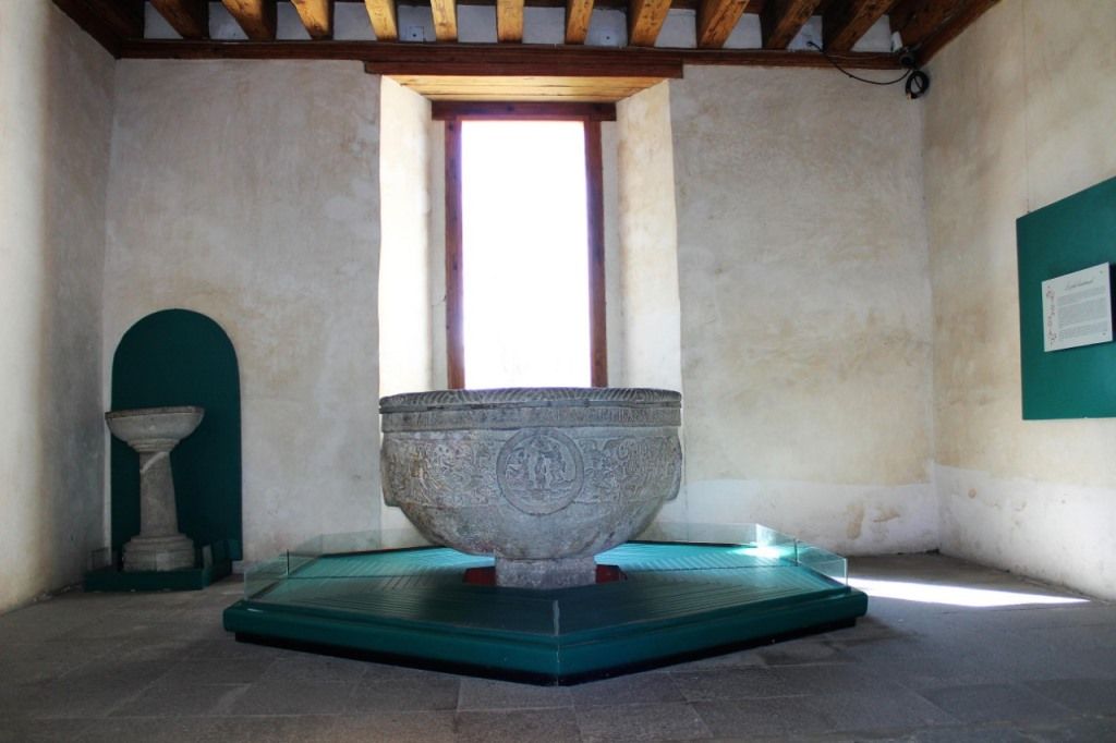 Invitan a conocer la pila bautismal del siglo XVI en el Museo Virreinal en Zinacantepec