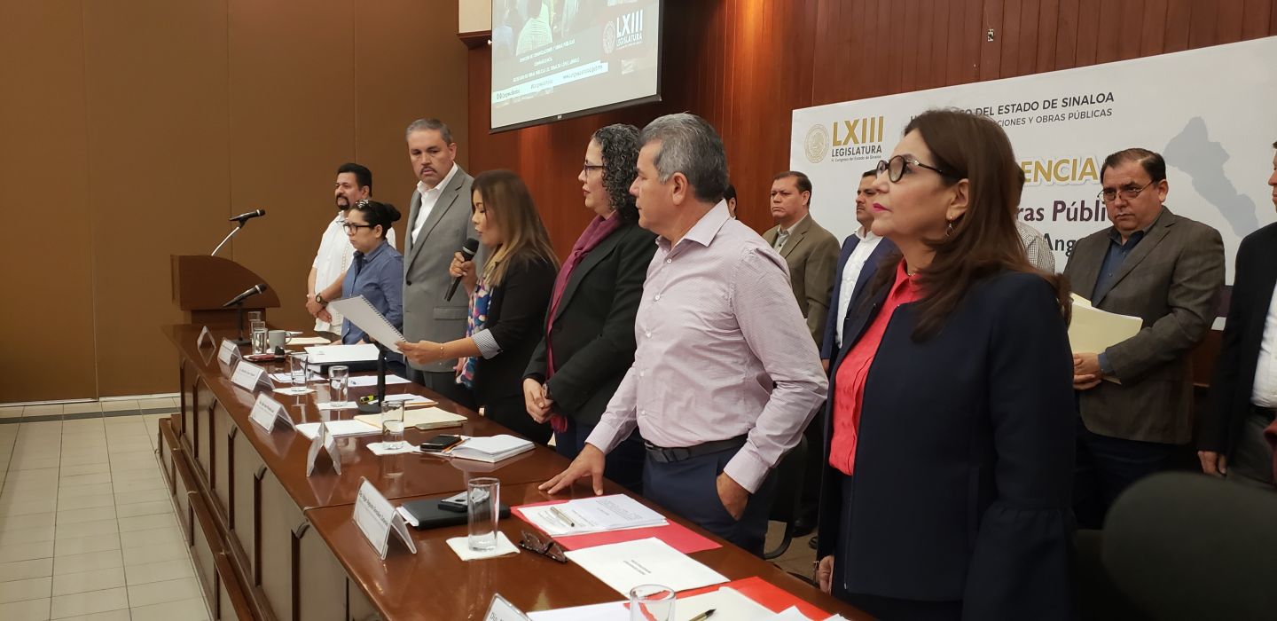 Cuestiona Flora Isela Miranda al Secretario Osbaldo López sobre opacidad, corrupción y favoritismo en asignación de obras públicas.

