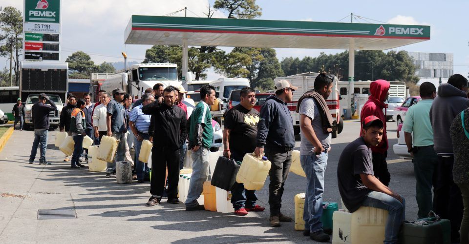 Protección Civil de Texcoco exhorta a evitar venta y compra de gasolina en recipientes inadecuados