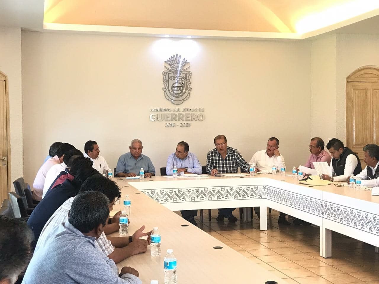 Atiende el gobernador Astudillo a comisariados ejidales de Guerrero