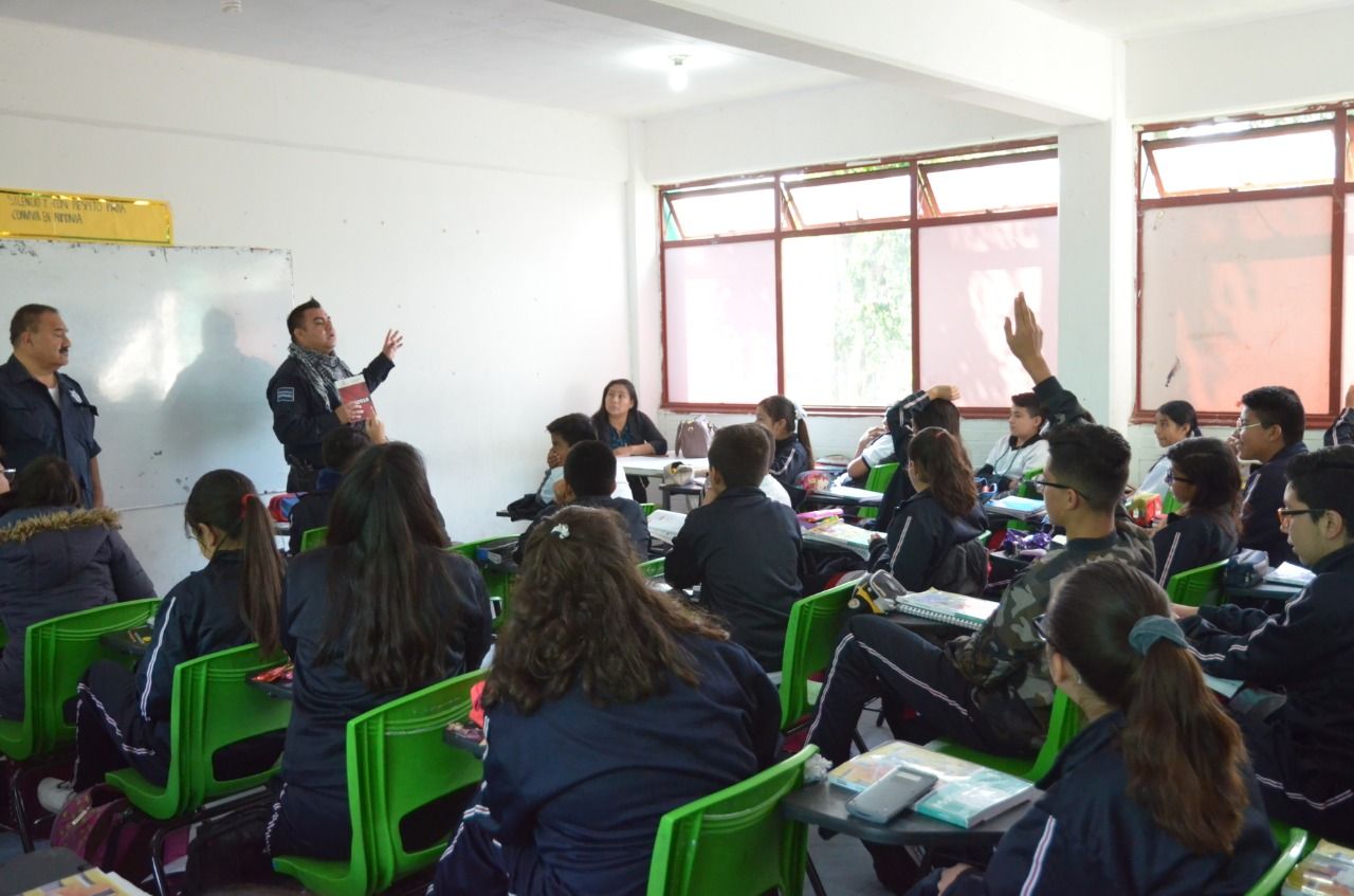 La Coordinación de Prevención del Delito en Coacalco visitan escuelas e informan a jóvenes  