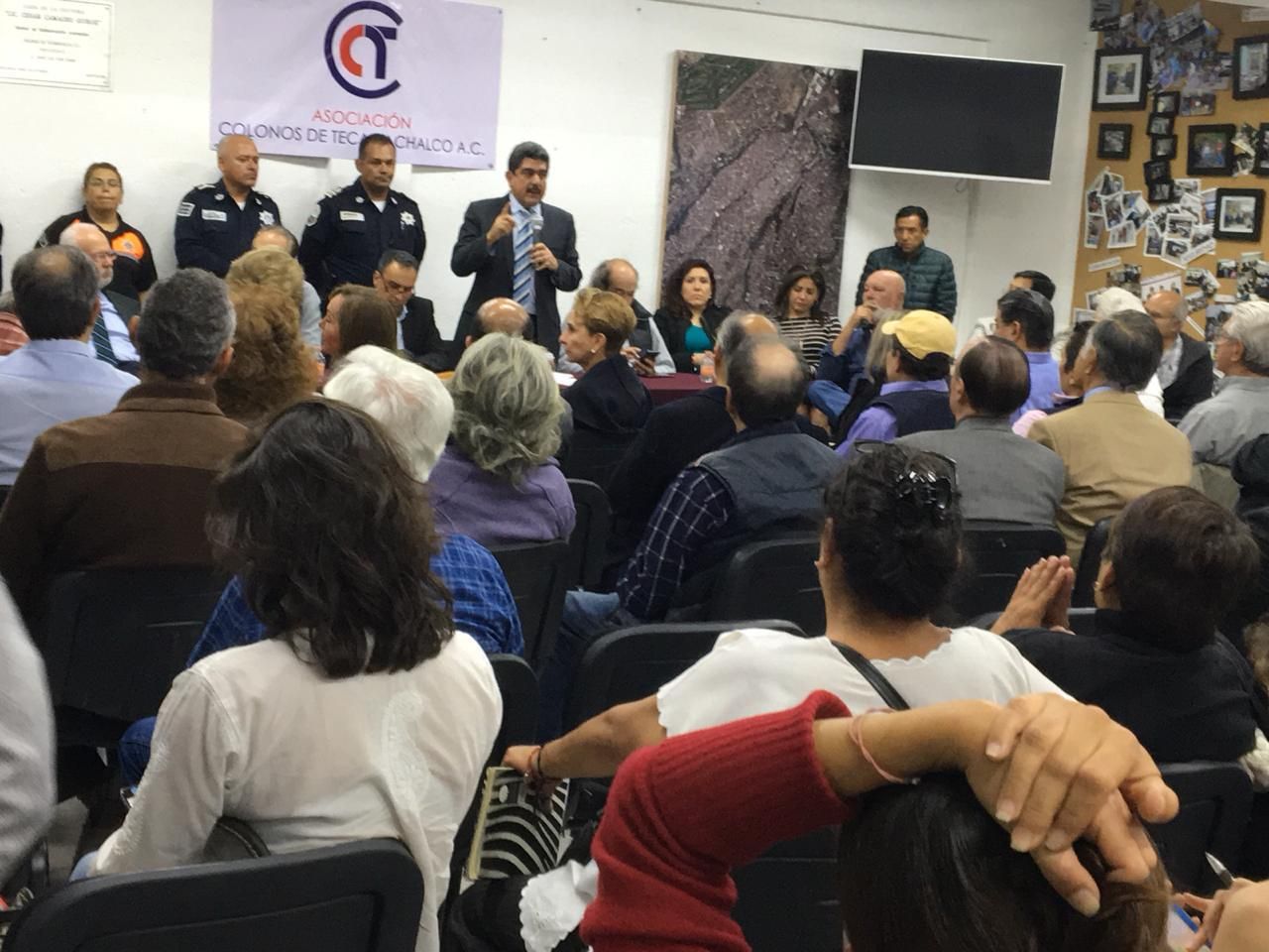 Acuerdan mayor apoyo de autoridades de Naucalpan en Lomas Tecamachalco 