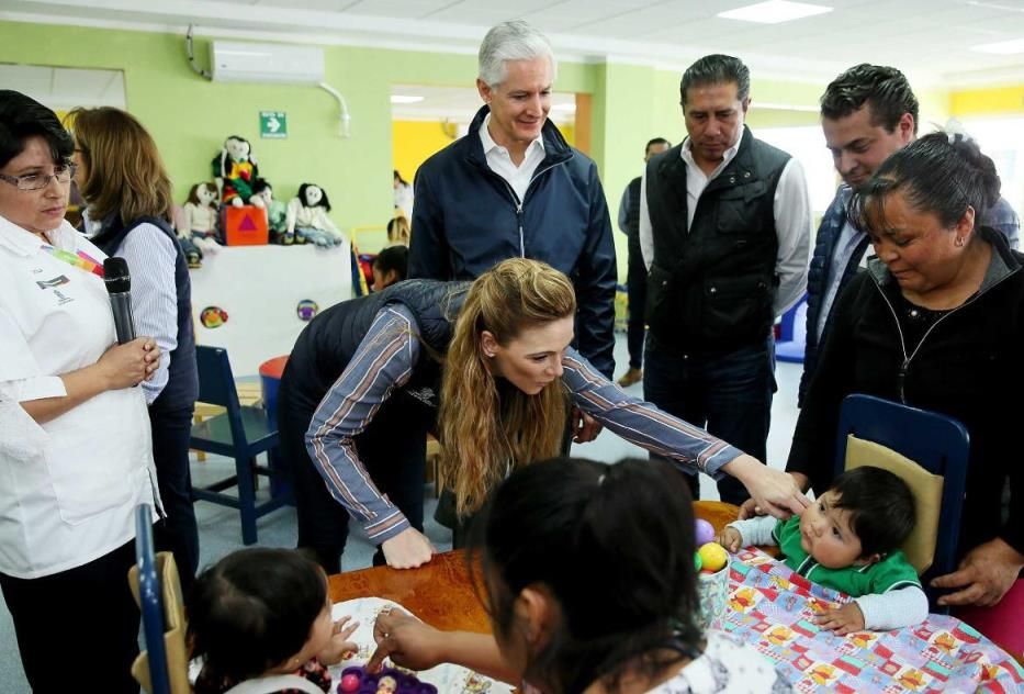 Alfredo del Mazo entrega remodelación del Centro de Rehabilitación y Educación Especial del DIF mexiquense