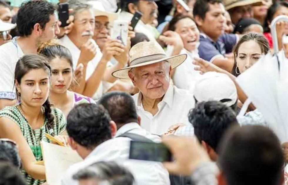 Ofrecer paz y tranquilidad, compromiso para impulsar el turismo, afirma López Obrador