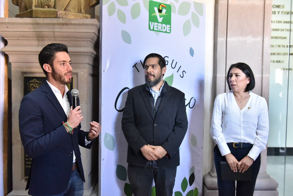 Inauguran diputados del PVEM expo-venta de productos orgánicos en la sede legislativa 