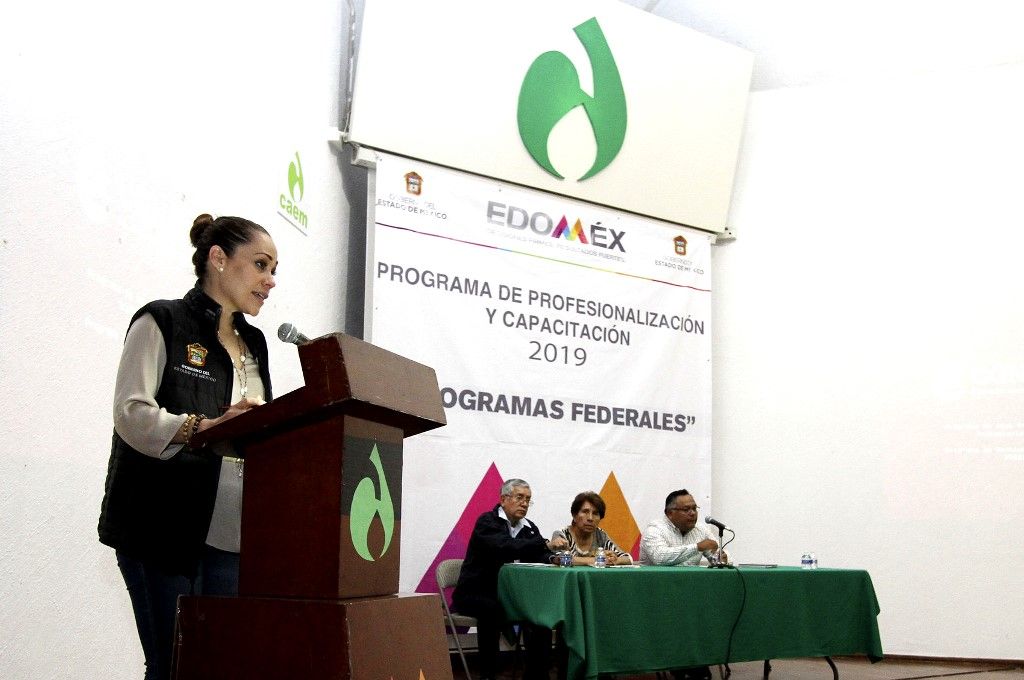 Capacitan a funcionarios municipales del Edoméx que operan servicios hidráulicos para acceder a programas federales