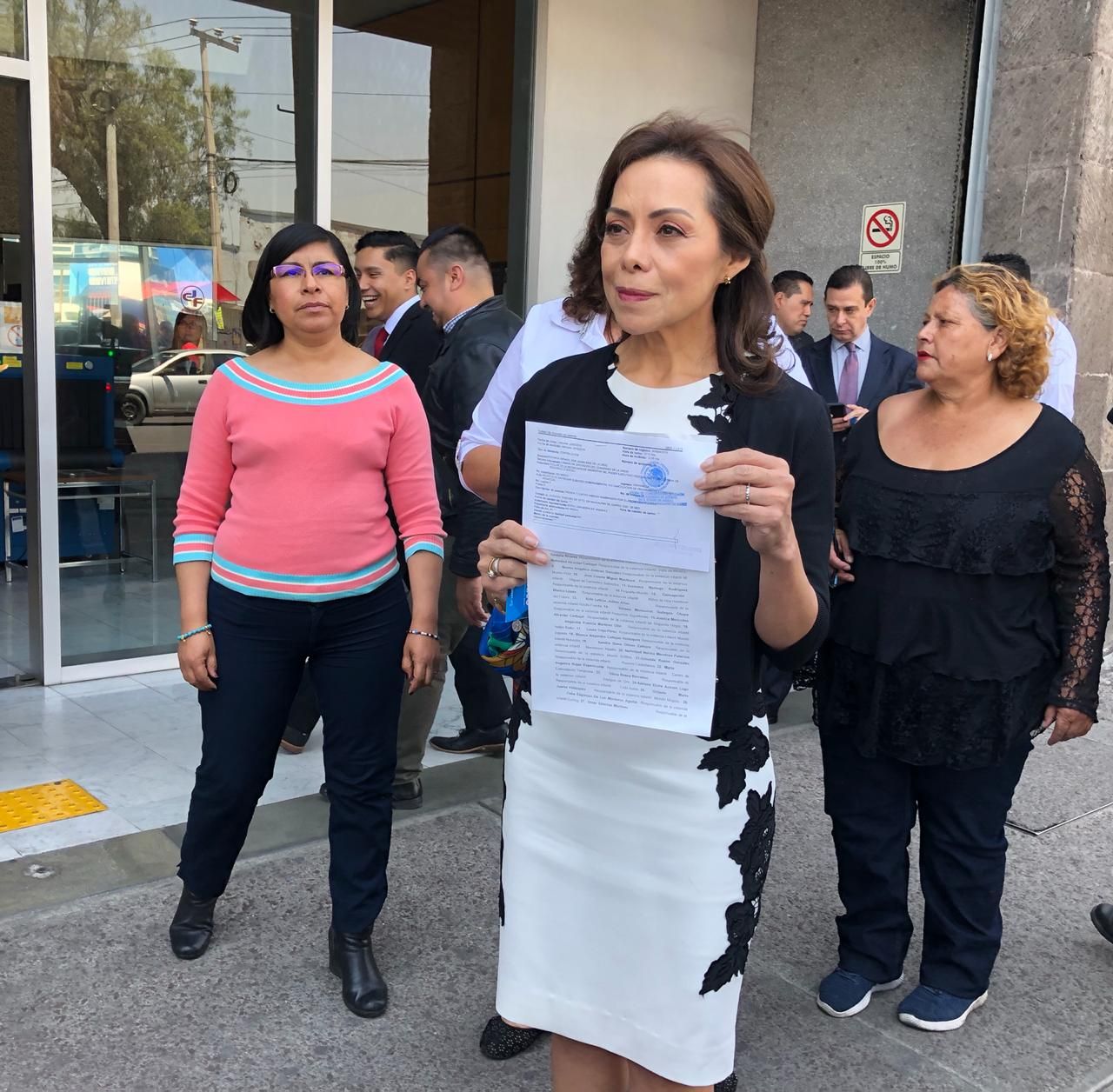 Presenta Josefina Vázquez Mota un amparo indirecto para evitar que cierren 58 estancias infantiles en el estado de México
