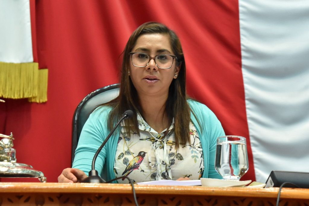 Analizarán comisiones legislativas las iniciativas para crear los institutos de la mujer y de planeacion de Toluca 