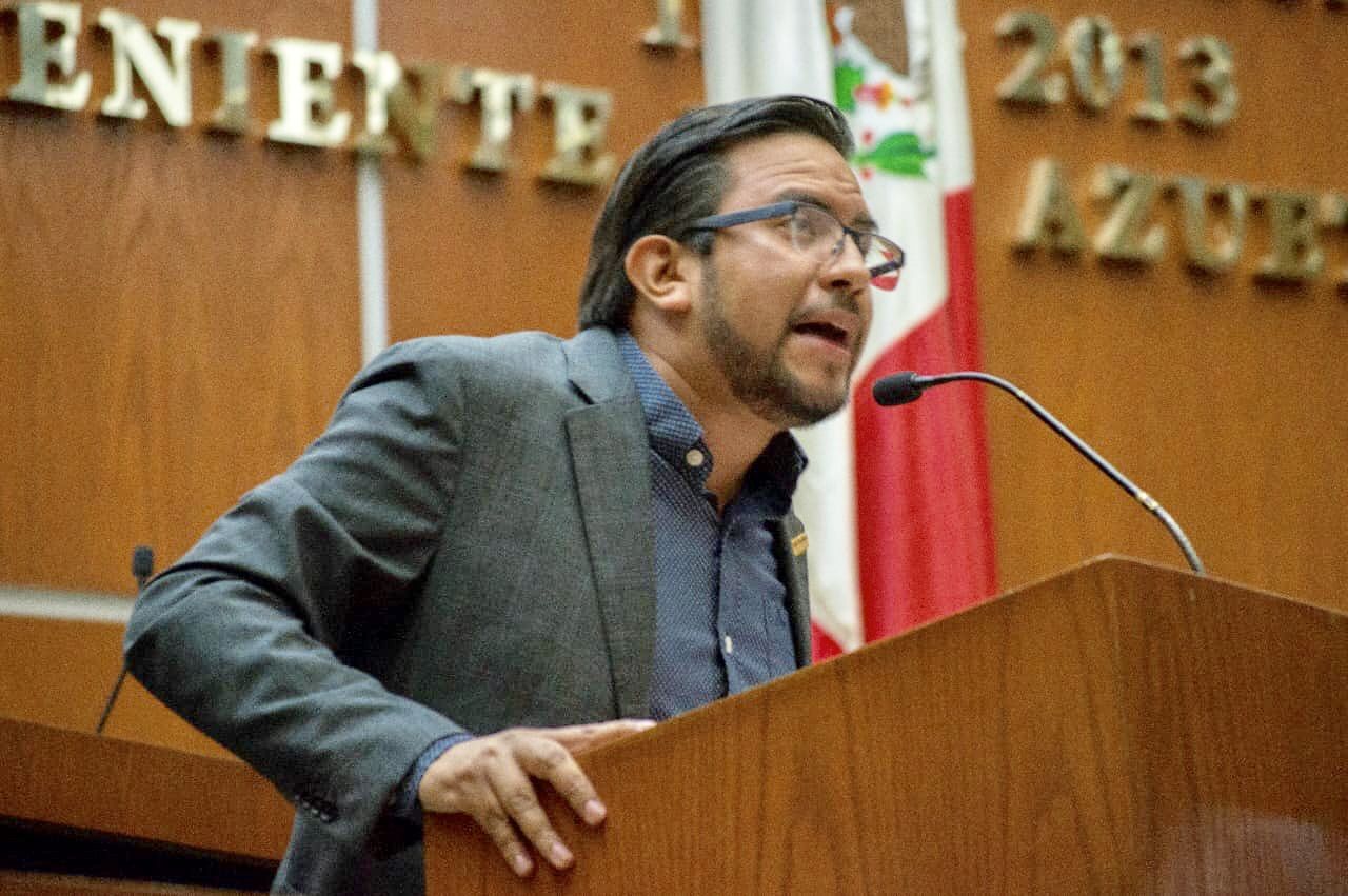 Plantea Moisés Reyes que presidente del TSJ y titular de la Fiscalía de Guerrero cumplan requisito de experiencia 
