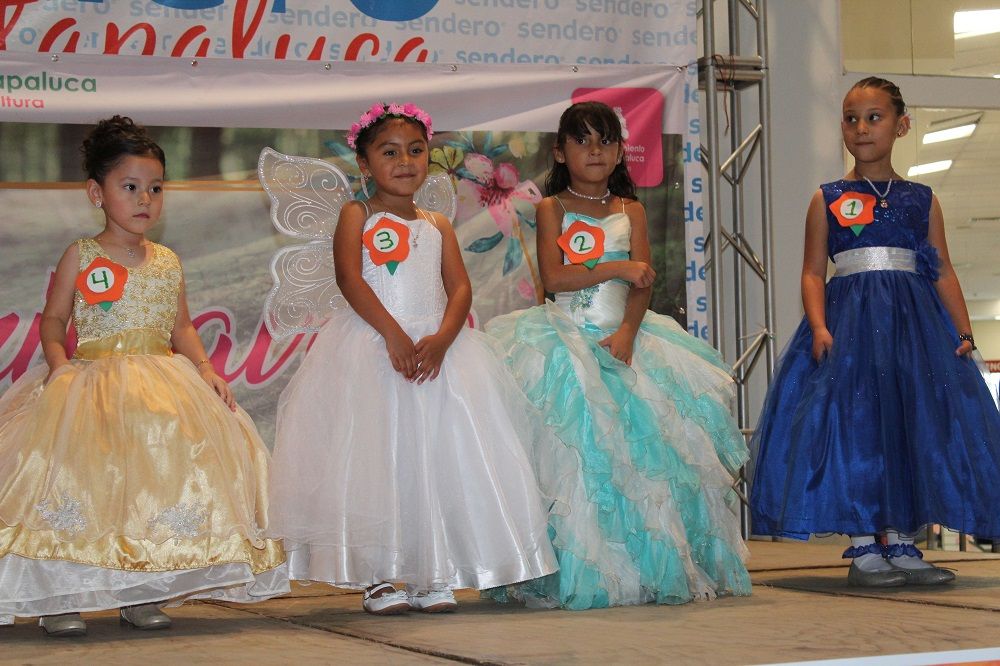 Realizan certamen Reina de la Primavera en Ixtapaluca