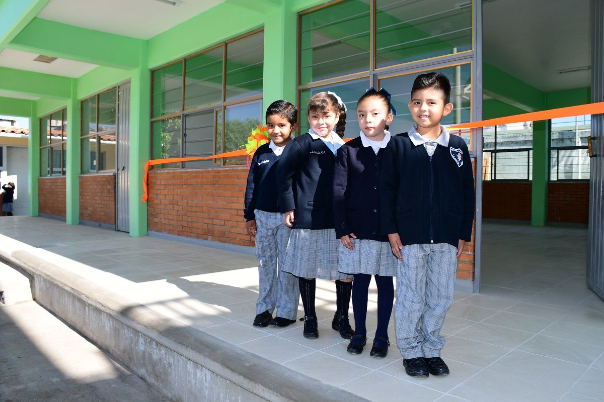 Gobierno local mejora infraestructura de escuelas de San Lorenzo