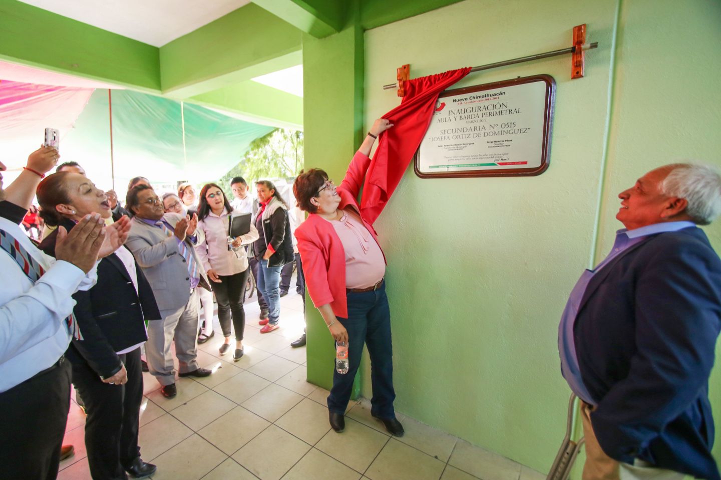 Mejoramos instalaciones de escuelas del barrio Orfebres y Villa San Lorenzo