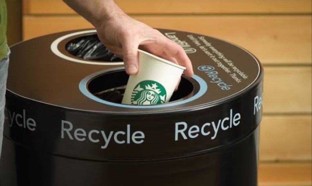 Starbucks promete duplicar material reciclable para 2022