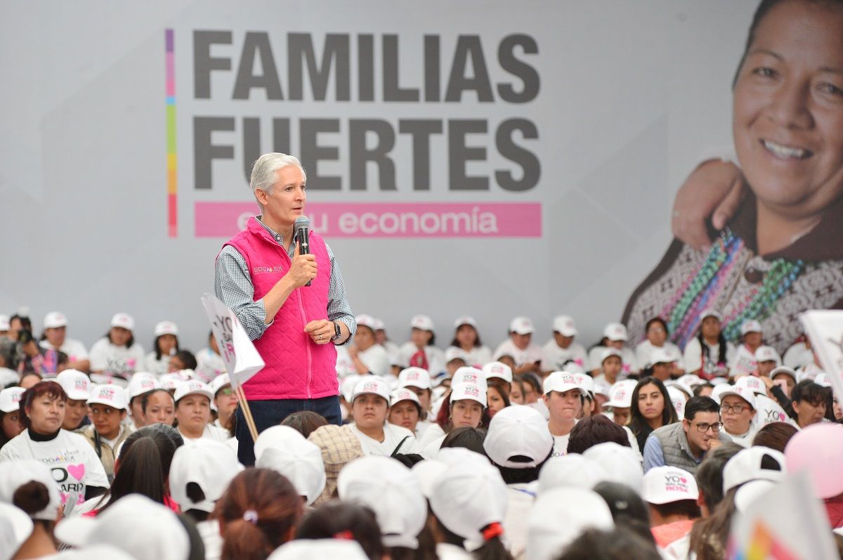 Reconoce Del Mazo el esfuerzo de mujeres mexiquenses del Salario rosa por capacitarse
