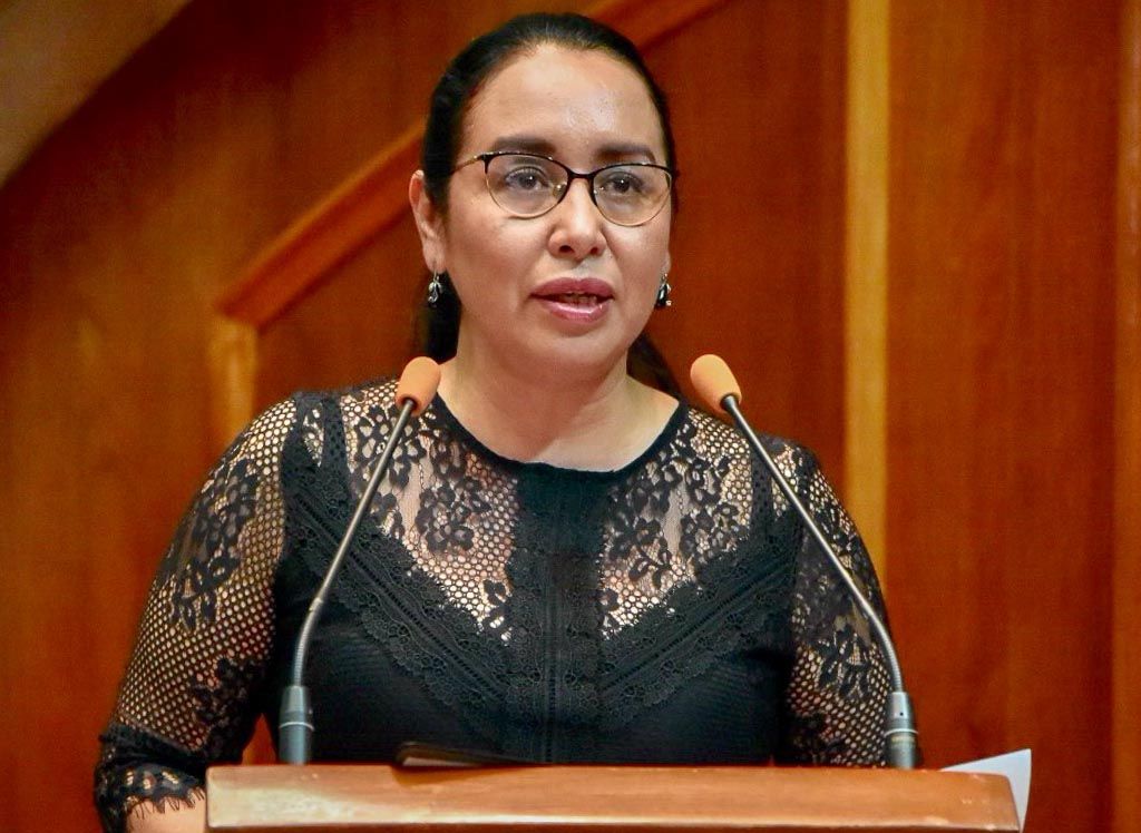 Azucena Cisneros presenta ley de protección para los periodistas y defensores de derechos humanos 