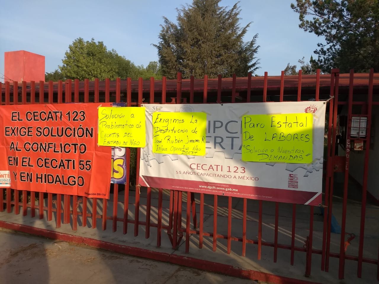 Ahora es el Cecati: cierran instalaciones  y anuncian paro estatal