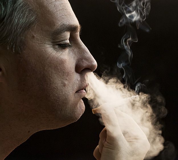 Fumar y vapores de sustancias tóxicas causan cáncer de nariz