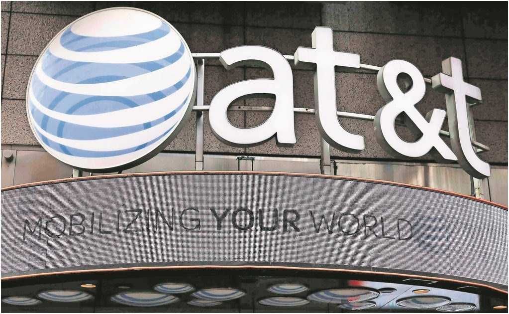 La compañía AT&T tendrá que pagar una cantidad de 3. 8 millones de consumidores