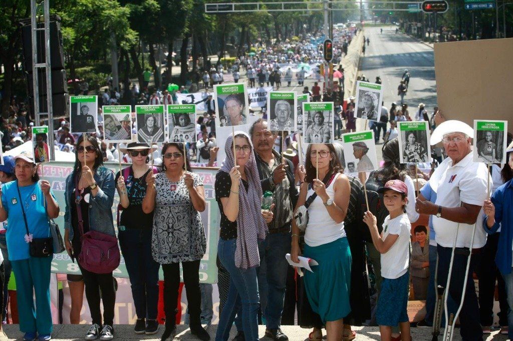 Miles de madres marchan en México, exigen a autoridades hallar a sus hijos desaparecidos