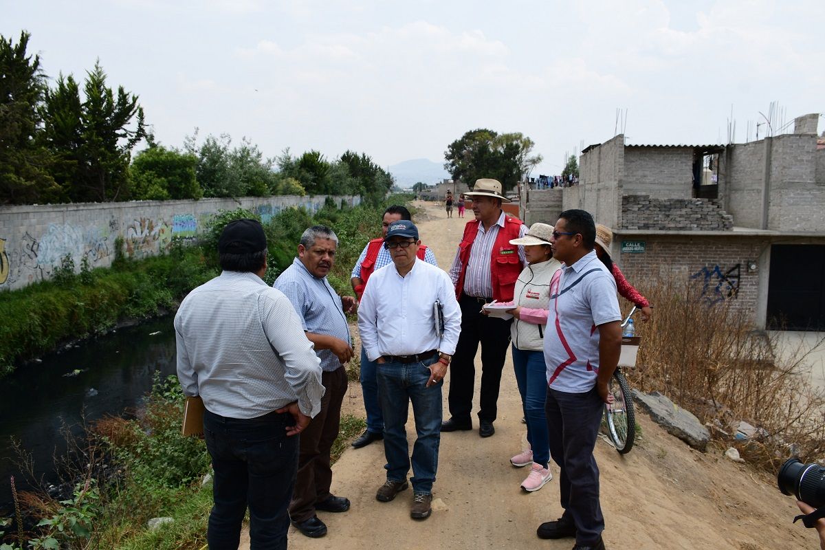 

Tecnicos de ODAPAS Chimalhuacán y CONAGUA realizan recorrido en el río Coatepec