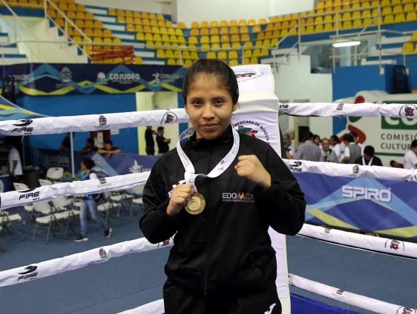 La boxeadora Karen Tovilla gana medalla de oro en el nacional juvenil 2019