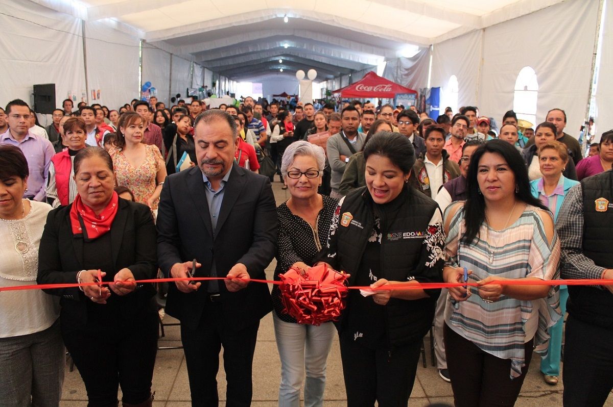 
Realizan Feria de Empleo en Chalco para acercar a buscadores de trabajo con empresas