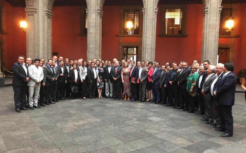 Dirigentes del SNTE se reúnen con el presidente Andrés Manuel López Obrador