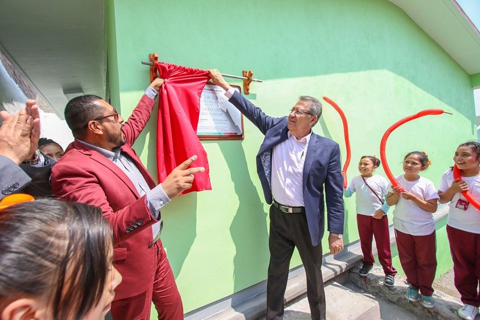 Alcalde de Chimalhuacán inaugura aulas en Tlaixco