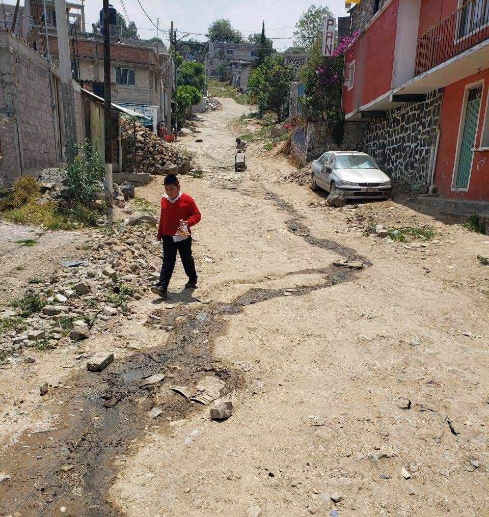 ’Como quiere que paguemos servicios si no los tenemos’: vecinos de El Pino en La Paz