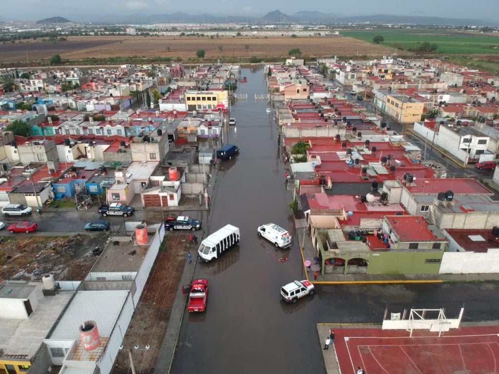 Corporaciones de diversos municipios del estado de Hidalgo atienden las afectaciones por condiciones del tiempo atmosférico 