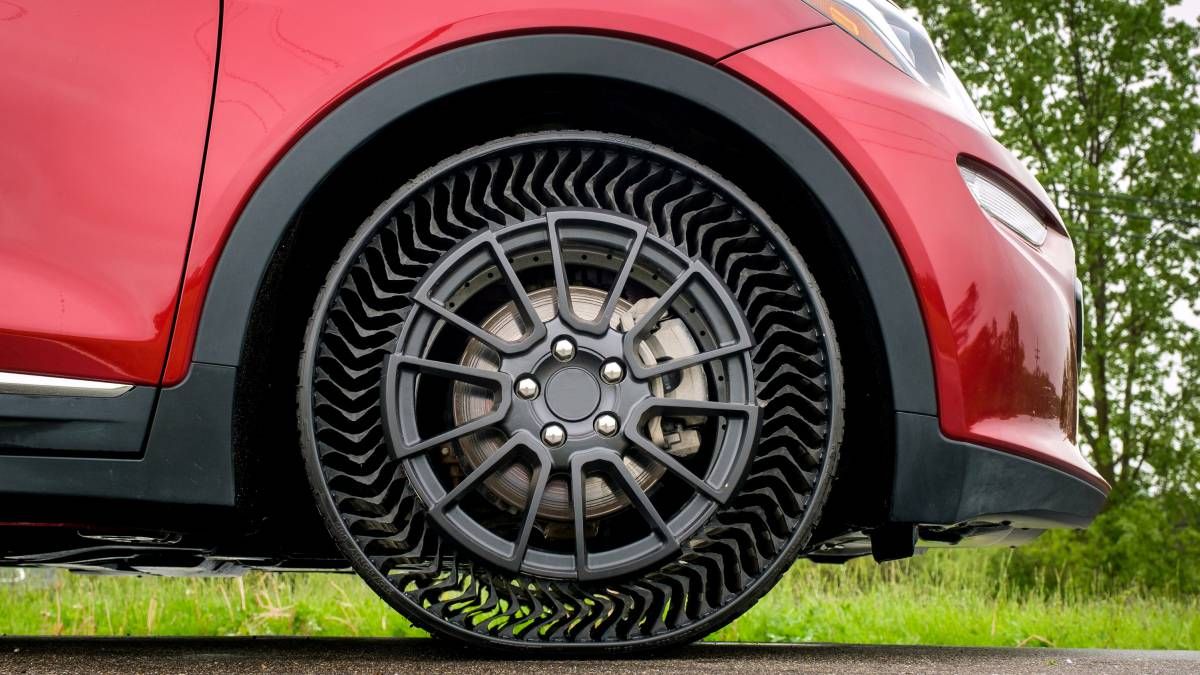 Los neumáticos sin aire que acabarían con los pinchazos en los coches