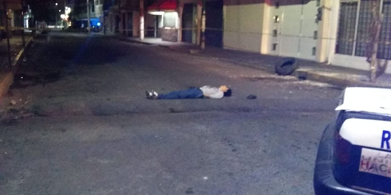 Con lesiones de bala lo hallaron en Los Reyes La Paz.    