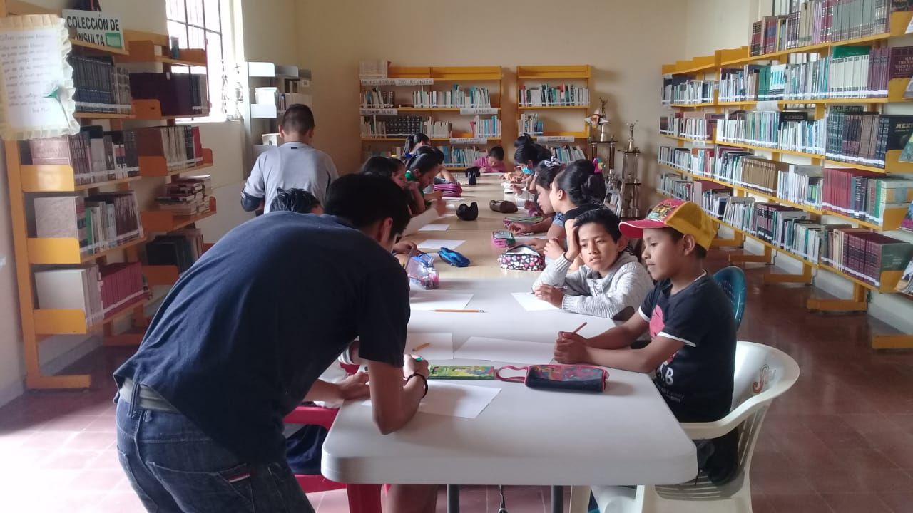Más de mil 300 personas de todas las edades  participan en talleres artísticos y culturales en Texcoco