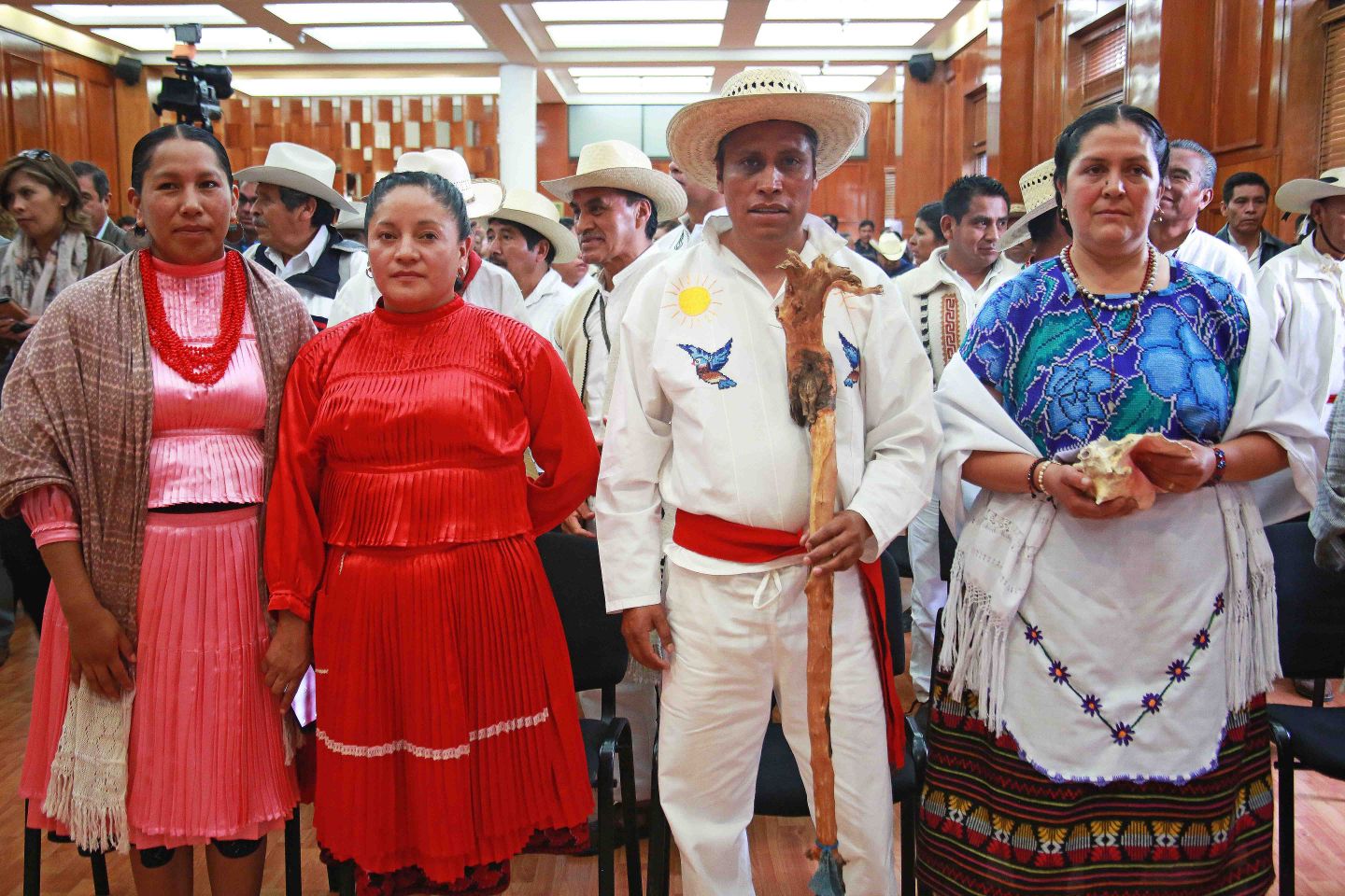 Garantiza Cedipiem orientación jurídica gratuita a indígenas 
