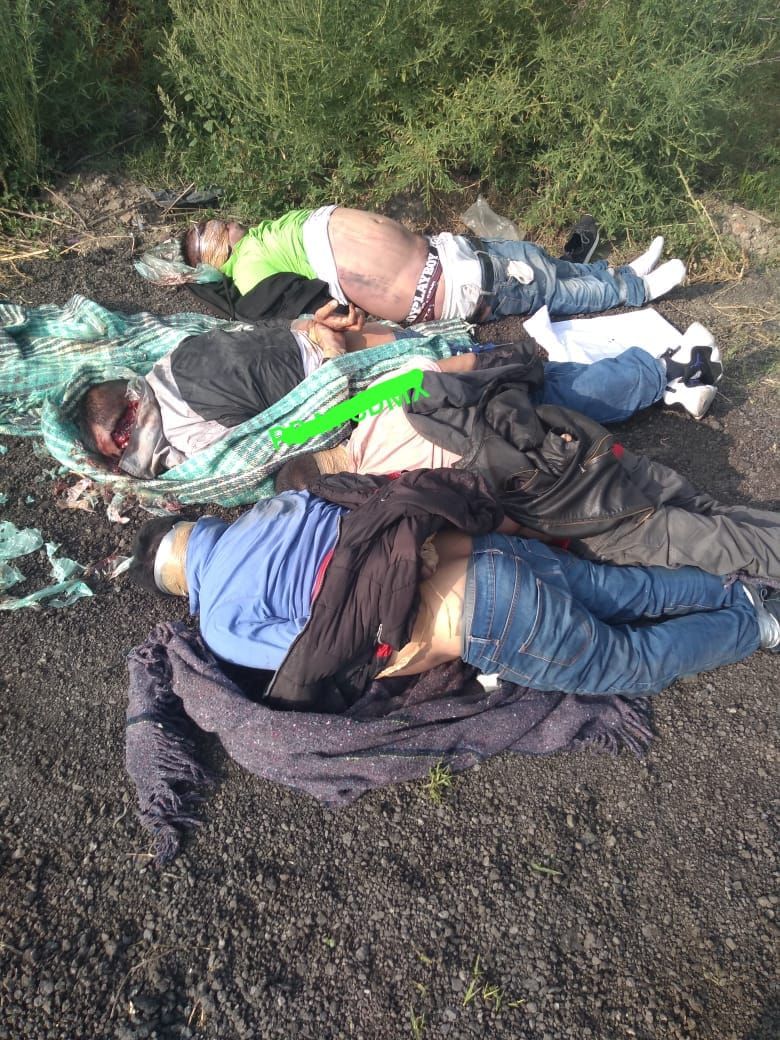 Abandonan 4 cadáveres ejecutados en Chalco.