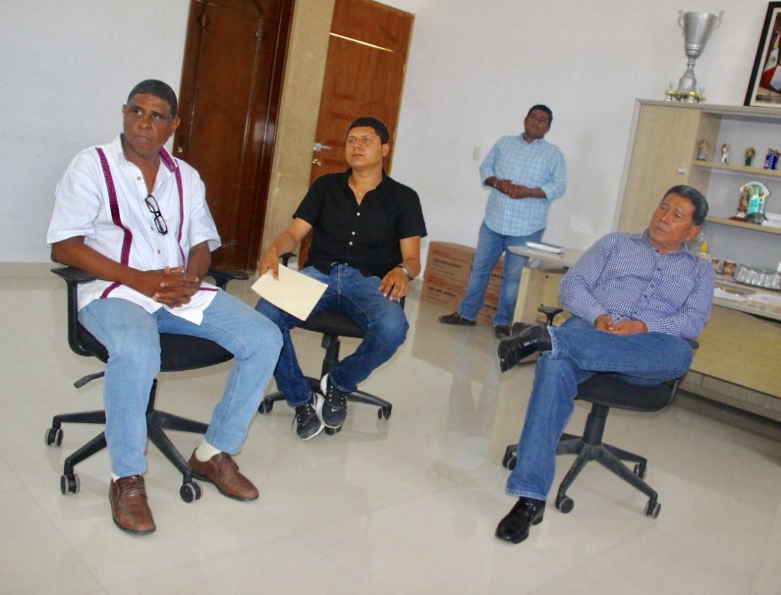 Coordina esfuerzos Tomás Hernández Palma con auxiliares de salud en San Marcos 