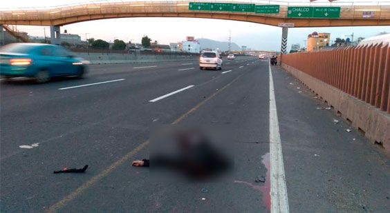 Muere motociclista en la autopista México-Puebla #Chalco